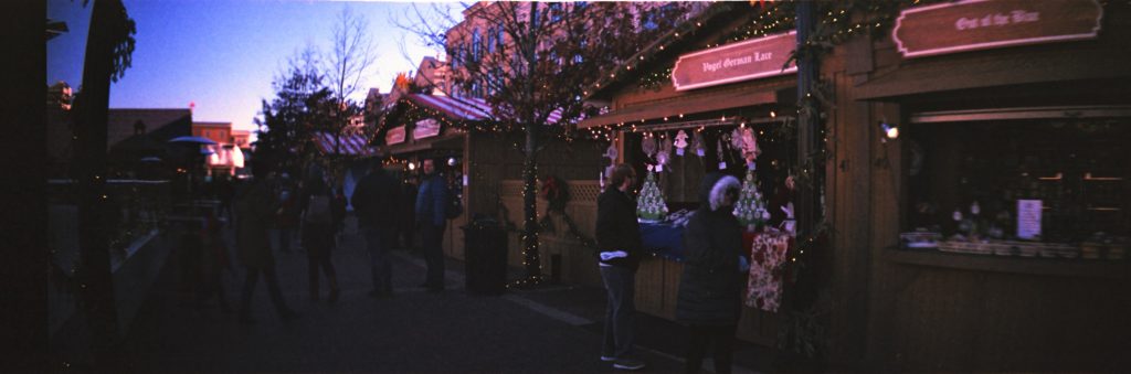 Image of Christmas market.